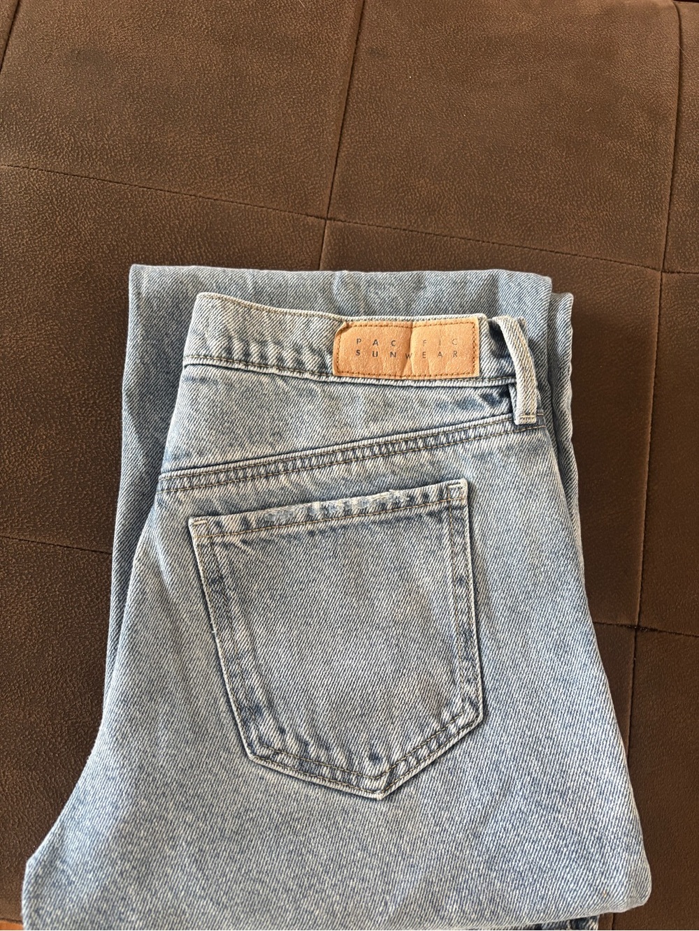 PacSun straight leg jeans, size 24/0, medium wash.